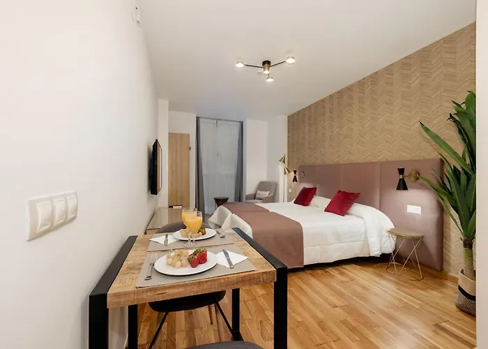 Debambu アパート